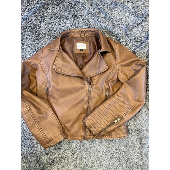 Universal Thread Brown Faux Leather Jacket‎ Women’s Size Medium - Picture 4 of 10